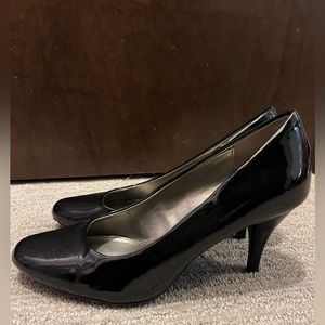 Black Patent Leather Pumps